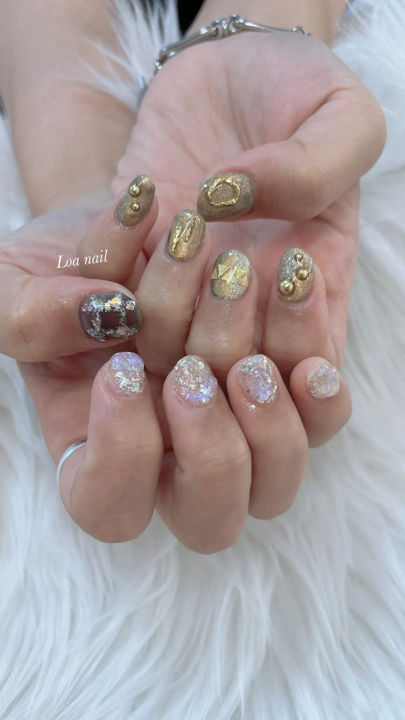 キラキラ&ゴールド nail✨